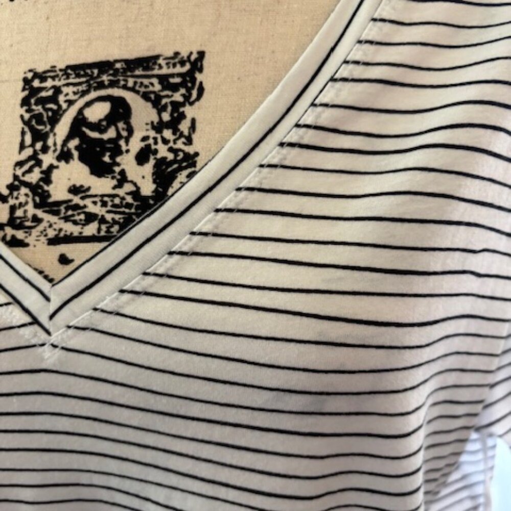 Lot of 4 Woman's Shirts - Picture 5 of 13